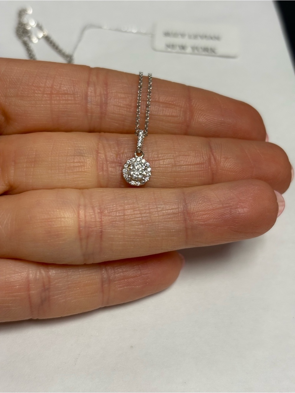 Suzy Levian Sterling Silver White CZ Halo Pendant Necklace NWT